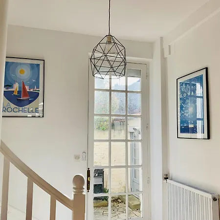 Maison 3 Avec Cour Privative Nyaraló La Rochelle