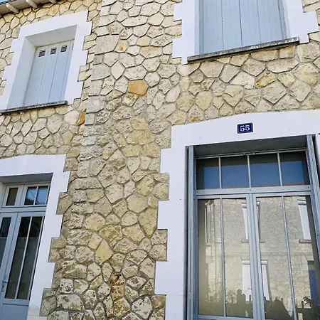 Maison 3 Avec Cour Privative Nyaraló