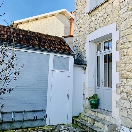 Maison 3 Avec Cour Privative *