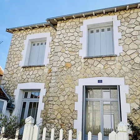 Maison 3 Avec Cour Privative La Rochelle